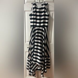 Betsy & Adam Satin Black & White Gown Size 4